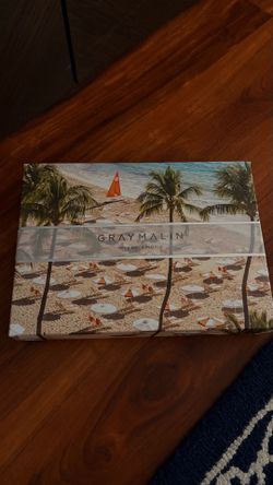 Gray Malin Beach Scene 1,000-Piece Puzzle – Brand New