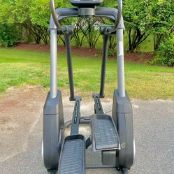 NordicTrack FreeStride Elliptical-  Step, Glide, Or Run!