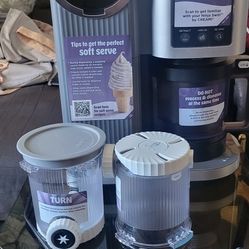 ninja® creami® scoop & swirl 13-in-1 ice cream and soft serve maker, platinum silver