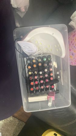 Gel nail polish and 2 UV lights