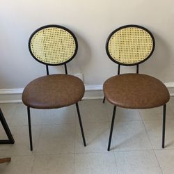 Set Of 2  Mid Century Modern Chairs