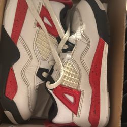 Jordan Retro 4 Size 10c