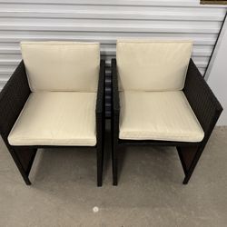 Pair of 2 Outdoor Patio Chairs with Cushions.