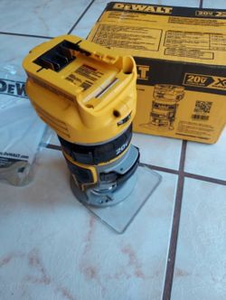 New Dewalt XR Compact Router 20V  - Tool Only.