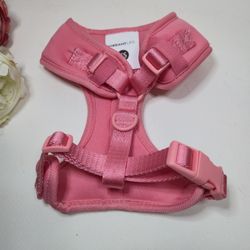 Pink Dog Harness. Lightweight No Choke Dog Harness.