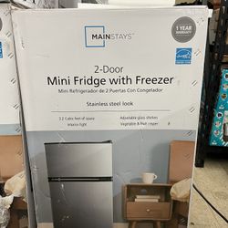 Mainstays Mainstay Walmart 3.2 Cu. ft 2-Door Refrigerator w/ Freezer - Stainless Steel