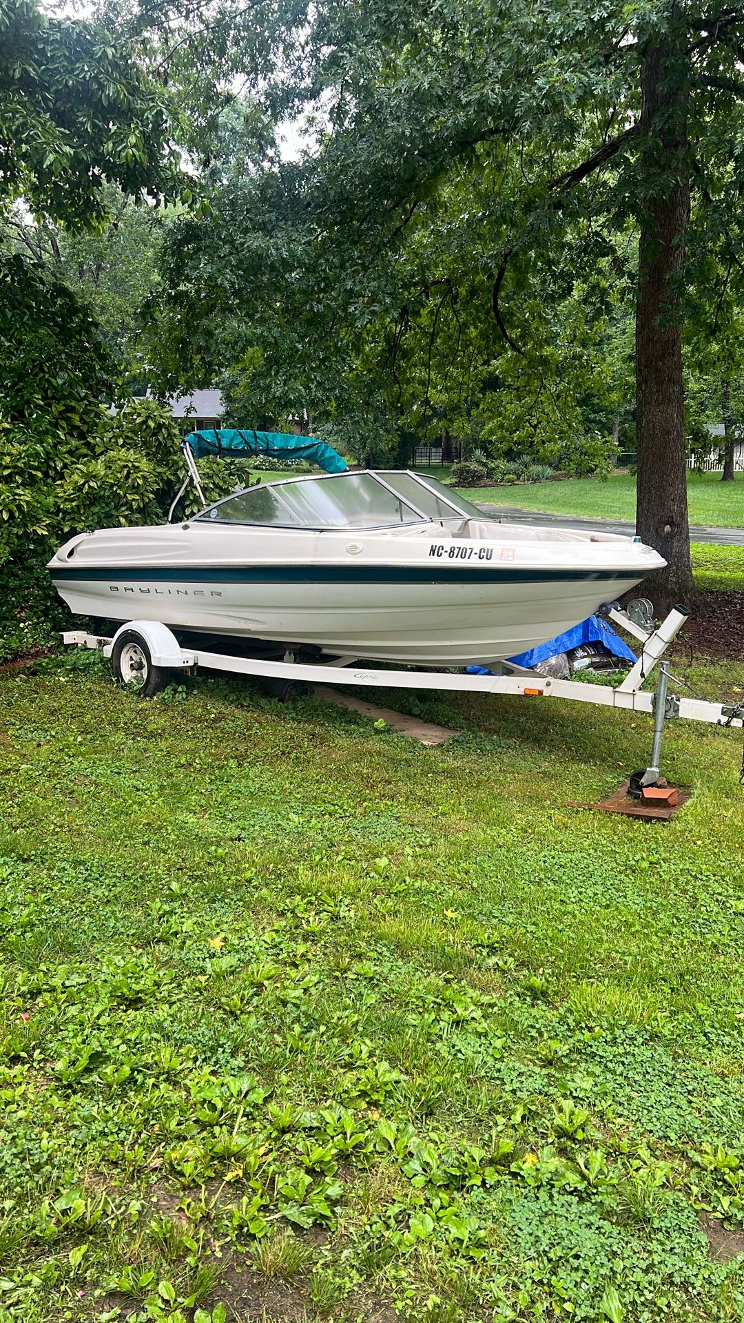 1998 Bayliner Capri 1750
