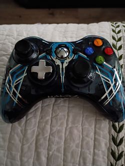 Microsoft Xbox 360 Halo 4 Forerunner Limited Edition Wireless Controller -