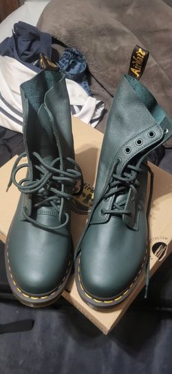 Dr. Martens Women Shoes Size 10