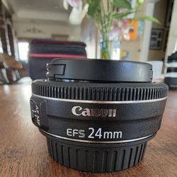 Canon EFS 24mm 1:2.8 STM Camera Lens