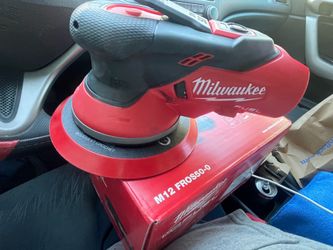 Milwaukee sender