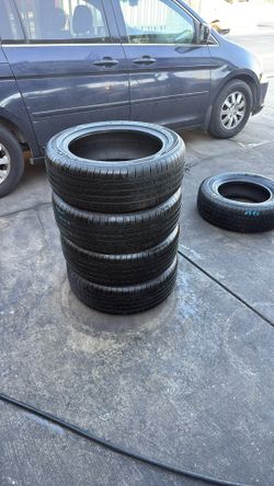 4 llantas 215-55-18!!!!!!!