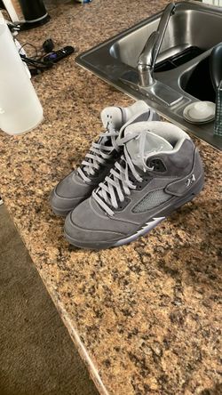Air Jordan 5 Retro Wolf Grey Sneakers