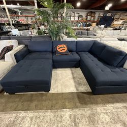 Thomasville fabric sectional couch