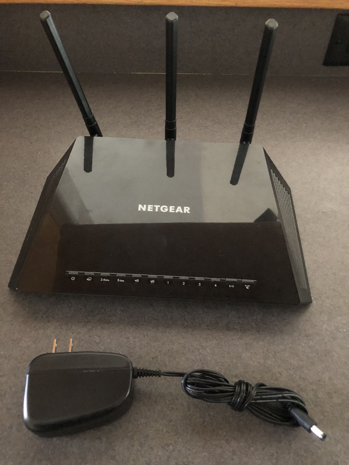 Netgear smart WIFI Router