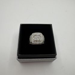 White Gold And Diamond Wedding Set