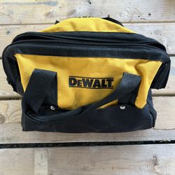 Dewalt Bag & Charger 