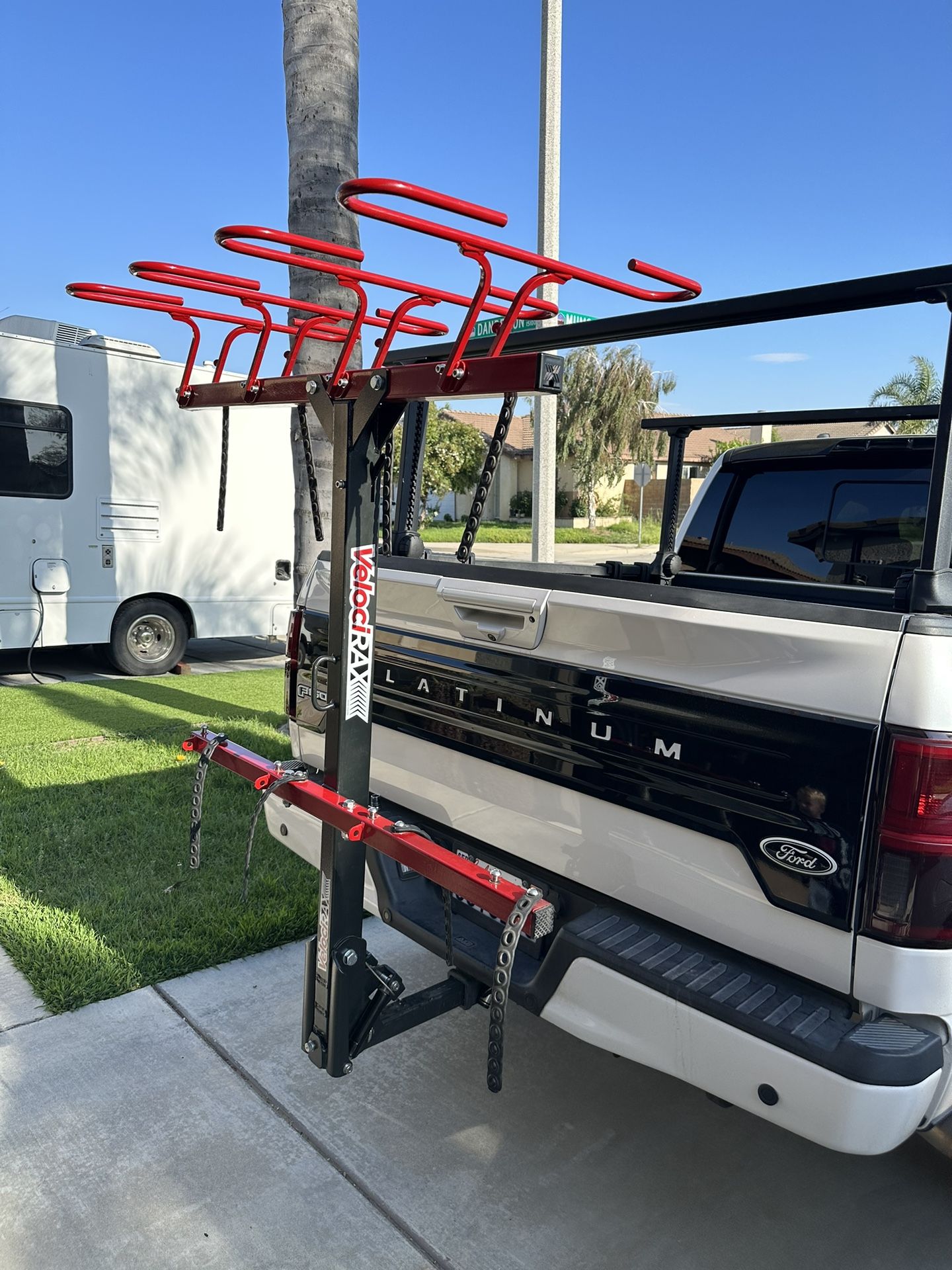 Velocirax 412 With Integrated Lock Bike Rack Hitch