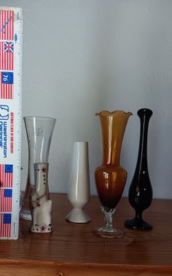 6 Small Vases