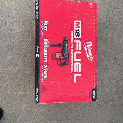 M18 FUEL 1-9/16 in. SDS-Max Rotary Hammer