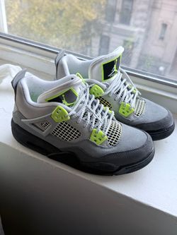 Air Jordan 4 Retro