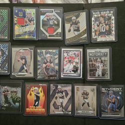 Drake Maye Lot.     /         Prizm Green Pulsar 