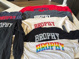 29 t-shirts hoodies shorts jersey