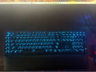 razer blackwidow v4 pro full size wired keyboard