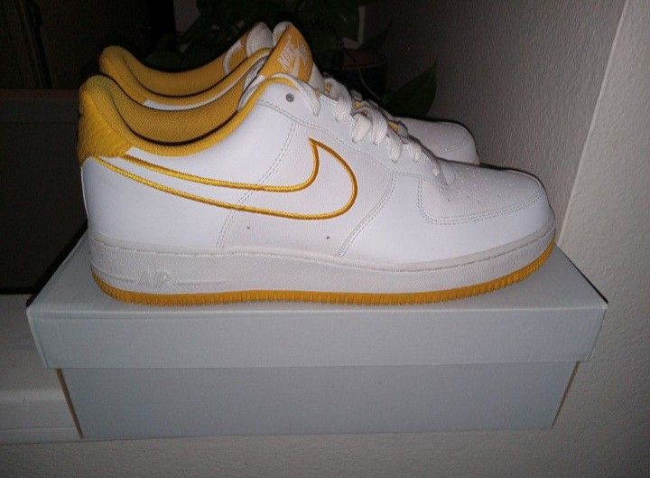 Nike Air Force 1 LTHR