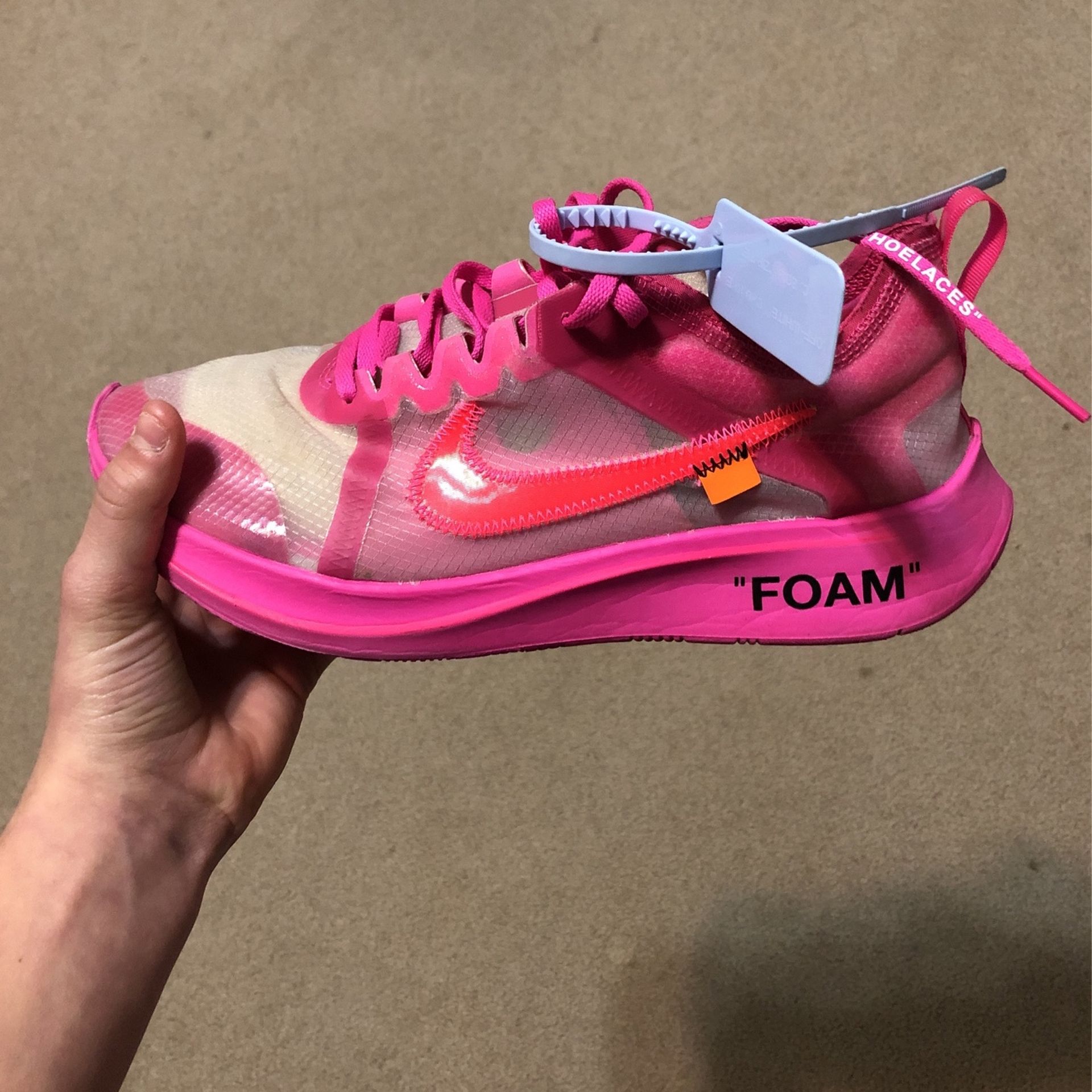 off white zoom fly tulip pink