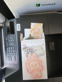 Pop Mart Big Into Energy Labubu HAPPINESS 