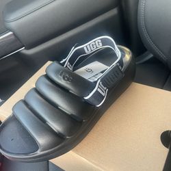 Brand New UGG $45 Size 6