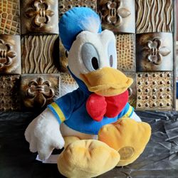 DISNEY DONALD DUCK PLUSH 