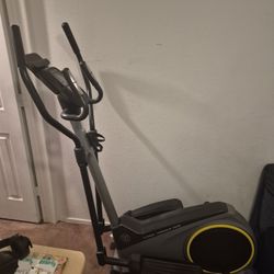Golds Gym Elliptical 
