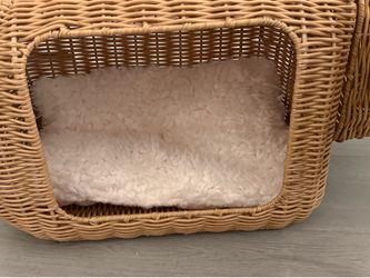 Elephant cat bed