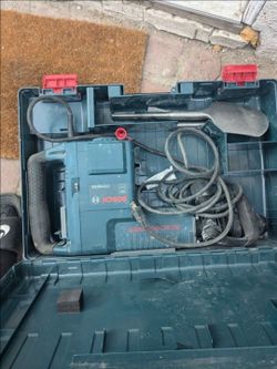 Bosch Chipping Hammer