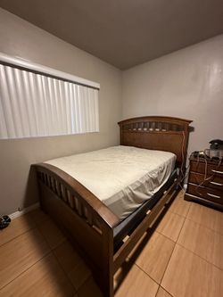 Wooden Bed Frame Full size