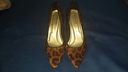 PREDICTIONS Comfort plus Leopard Furry Heels