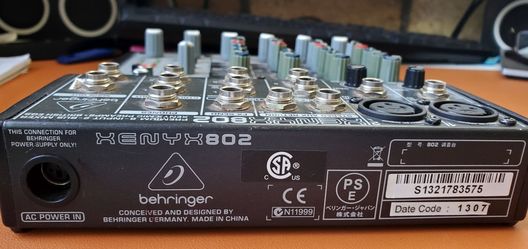 Behringer XENYX 802
