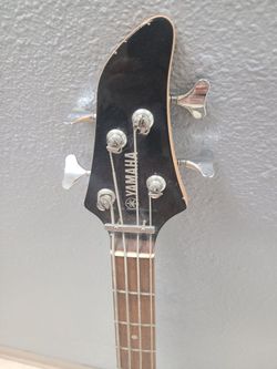 Yamaha guitar