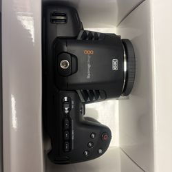 BLACKMAGIC POCKET CIMENA CAMERA 6K  MAGIC DESIGN