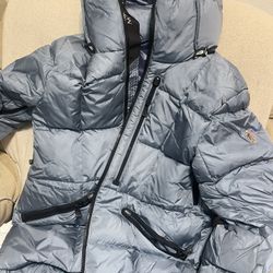 moncler puffer jacket authentic size 3