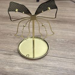 Jewelry holder