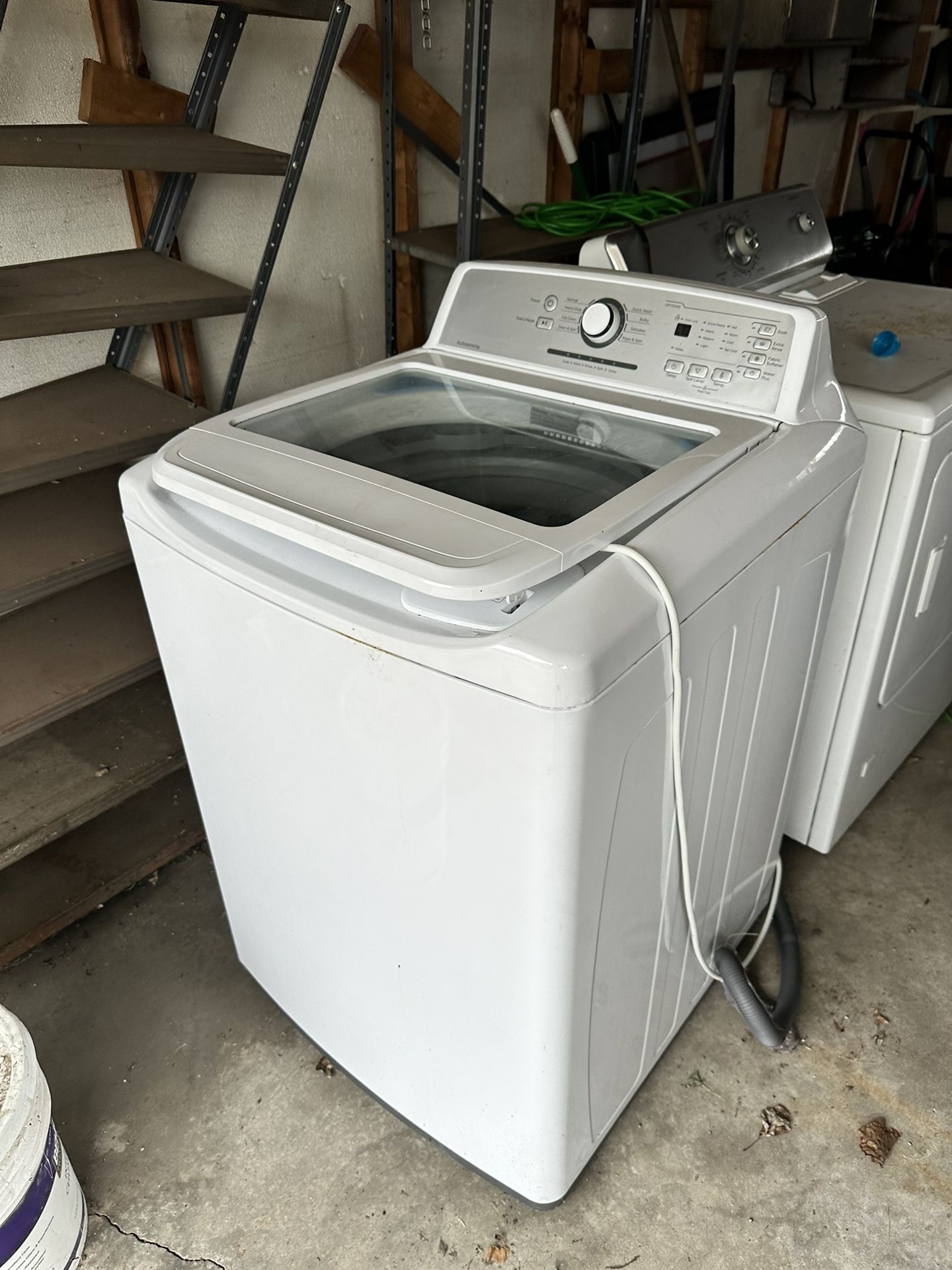 Criterion® White Top-Load Washer
