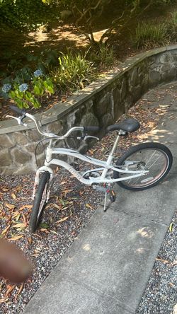 Super Cute Little Girl Bike, White/Rose Gold