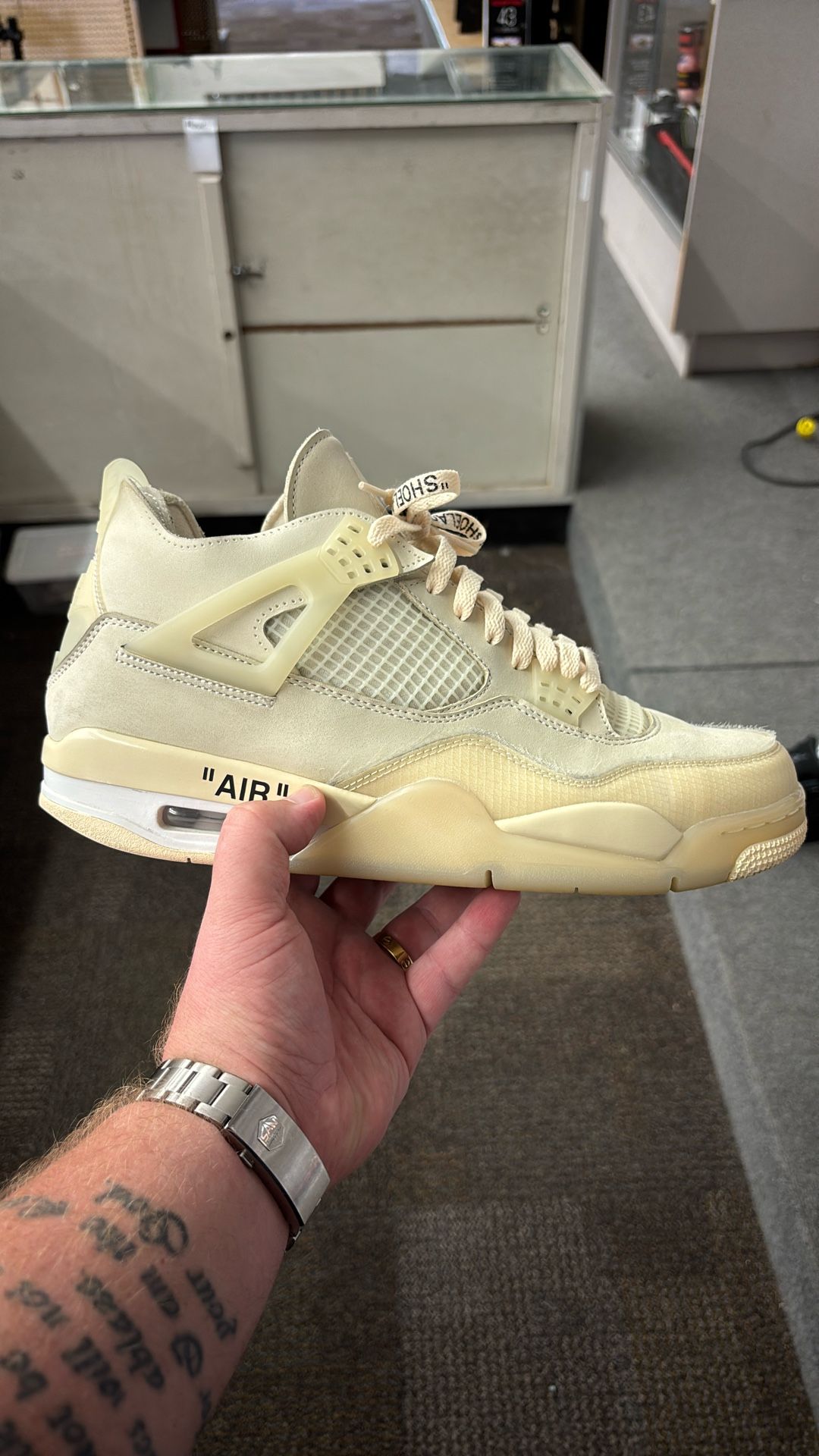 Jordan 4 Off-White Sail Size 11