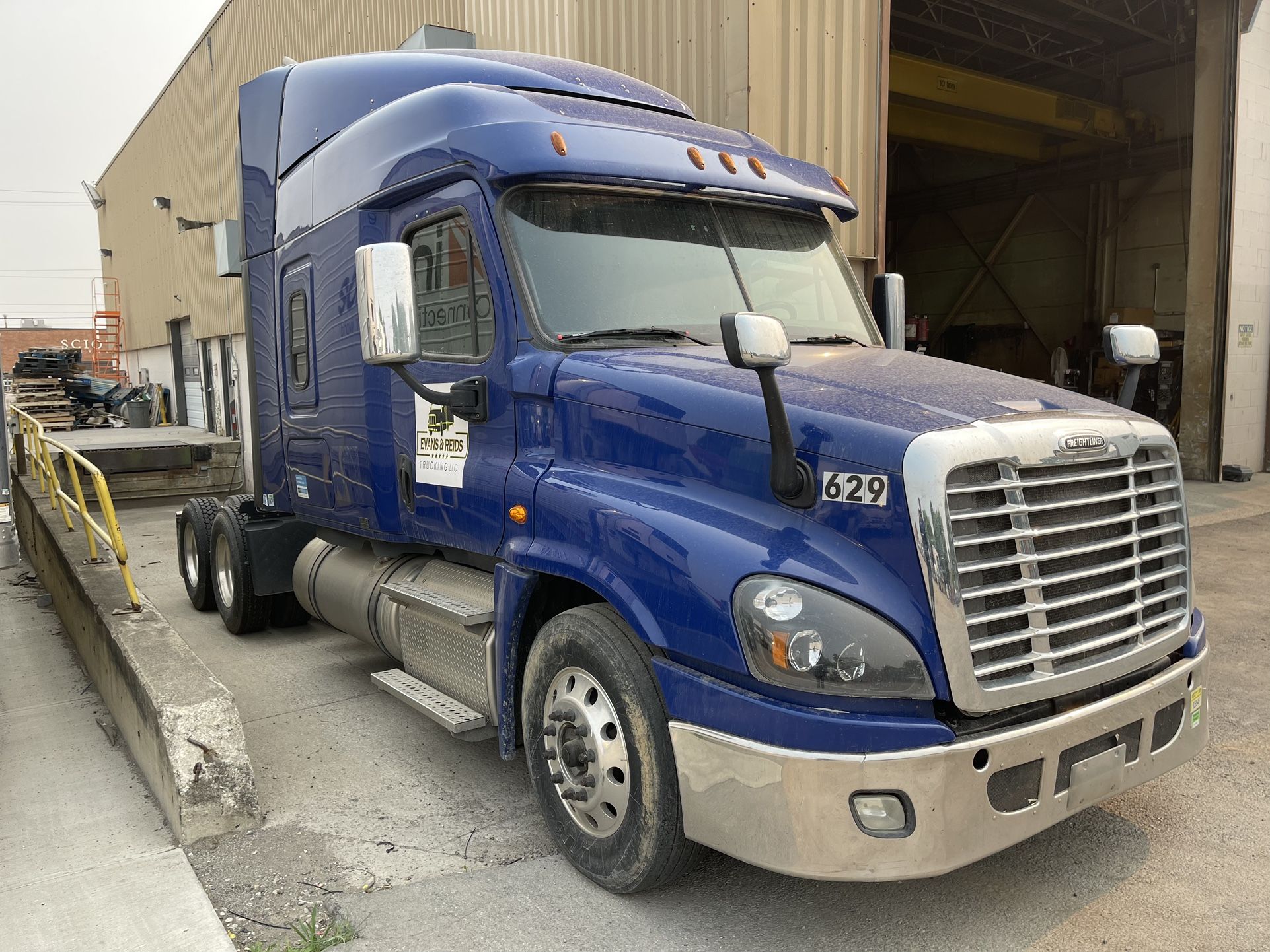 2016 Freightliner Cascadia Cascadia 125