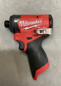 Milwaukee M12 Fuel Hex Impact Driver