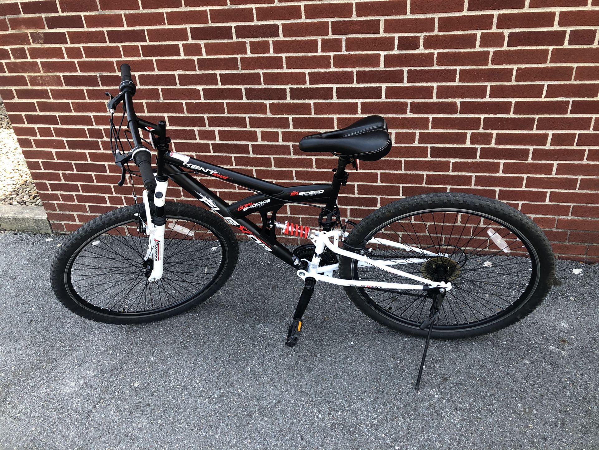 Brand New 29” Dual Shock Kent Mountain Bike 