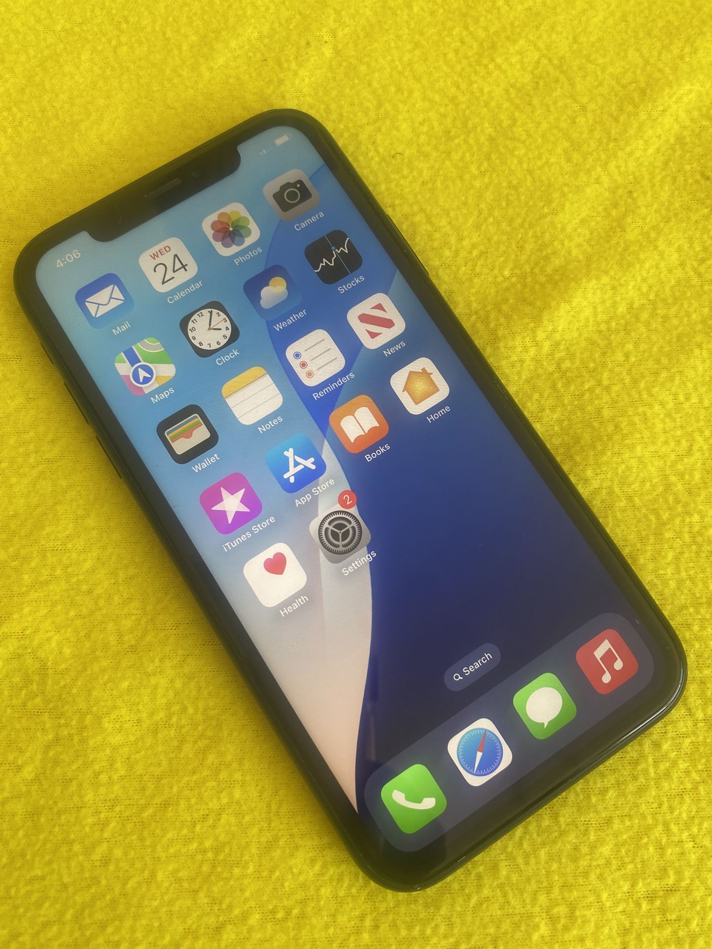 Apple iPhone XR 256 GB unlocked for all company